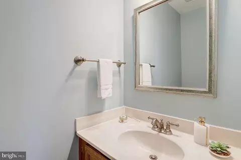 2906 Schoolhouse Cir, Silver Spring, MD 20902 photo 23