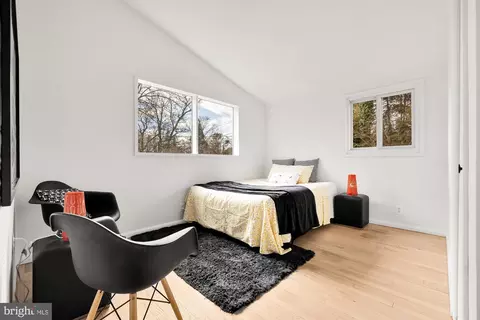Bedroom - 11500 Regnid Dr, Silver Spring, MD 20902 photo 4 of 7