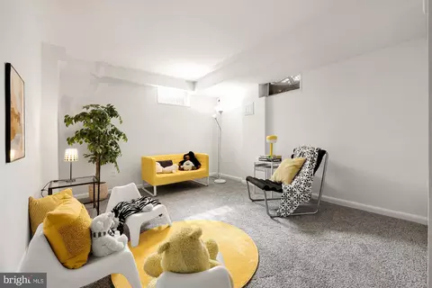 Living - 11500 Regnid Dr, Silver Spring, MD 20902 photo 4 of 5