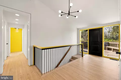 Entry Way - 11500 Regnid Dr, Silver Spring, MD 20902 photo 5 of 7