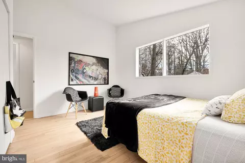 Bedroom - 11500 Regnid Dr, Silver Spring, MD 20902 photo 5 of 7