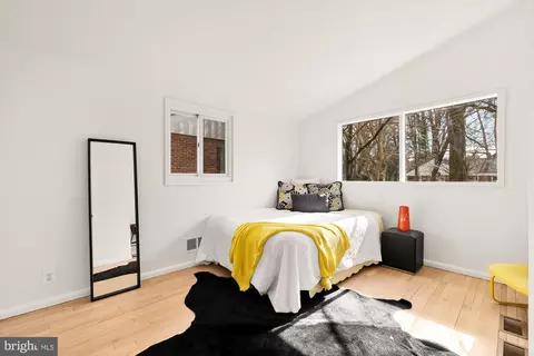 Bedroom - 11500 Regnid Dr, Silver Spring, MD 20902 photo 1 of 7