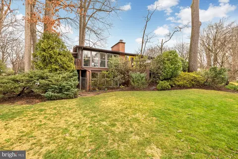 Exterior - 11500 Regnid Dr, Silver Spring, MD 20902 photo 12 of 12