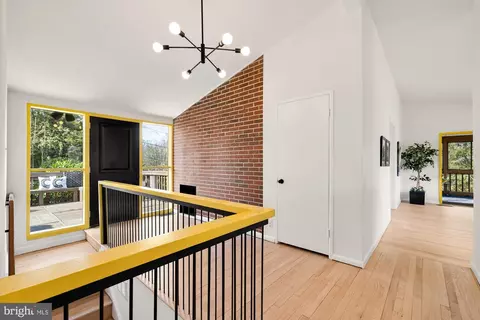 Entry Way - 11500 Regnid Dr, Silver Spring, MD 20902 photo 6 of 7