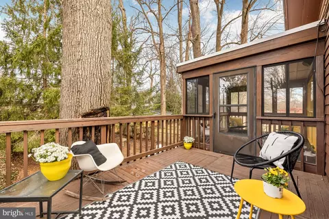 Exterior - 11500 Regnid Dr, Silver Spring, MD 20902 photo 5 of 12