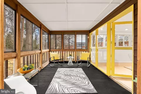 Exterior - 11500 Regnid Dr, Silver Spring, MD 20902 photo 6 of 12
