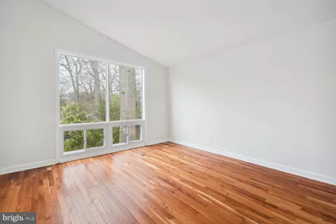 Dining - 3413 Pendleton Dr, Silver Spring, MD 20902 photo 5 of 6