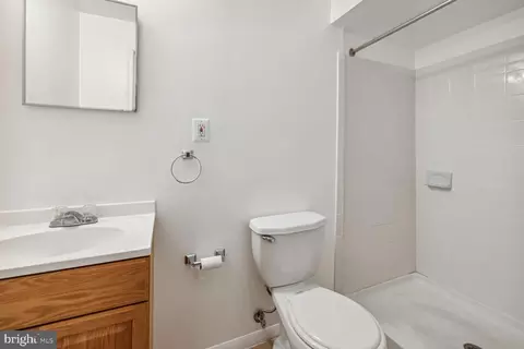 7 Ivy Oak Ct, Gaithersburg, MD 20877 photo 17