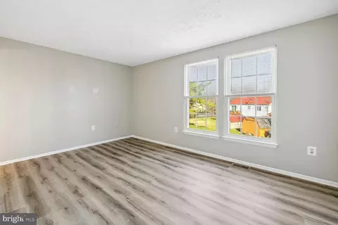 7 Ivy Oak Ct, Gaithersburg, MD 20877 photo 4