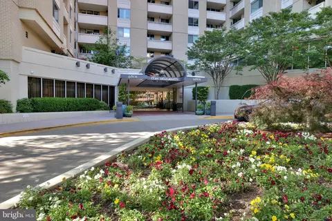 4601 N Park Ave #915-Q, Chevy Chase, MD 20815