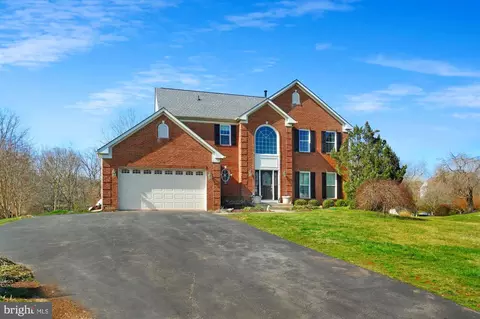 Exterior - 19506 Conlon Ct, Poolesville, MD 20837 photo 2 of 13