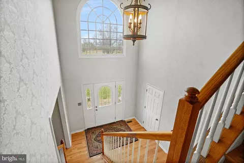 Entry Way - 19506 Conlon Ct, Poolesville, MD 20837 photo 2 of 3