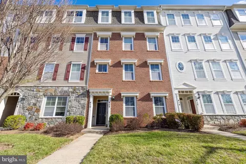 410 Orchard Ridge Dr #410, Gaithersburg, MD 20878