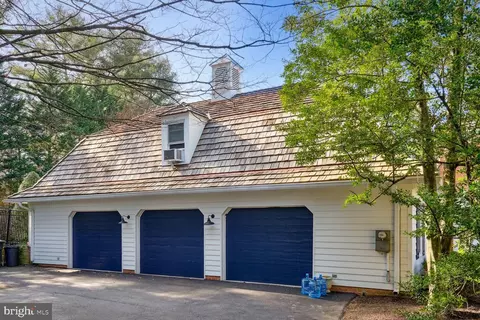 Other - 10 Beall Spring Ct, Potomac, MD 20854 photo 16 of 22