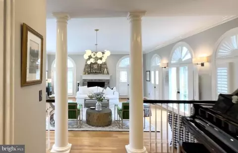 Entry Way - 10 Beall Spring Ct, Potomac, MD 20854 photo 4 of 7