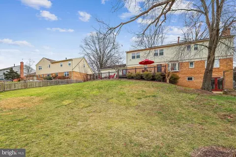 Exterior - 15120 Centergate Dr, Silver Spring, MD 20905 photo 11 of 13