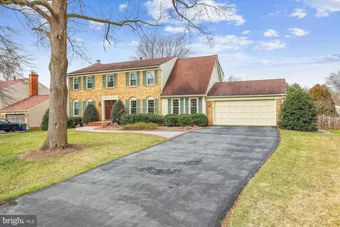 Exterior - 15120 Centergate Dr, Silver Spring, MD 20905 photo 3 of 13