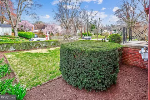 Exterior - 10002 Brunett Ave, Silver Spring, MD 20901 photo 6 of 19