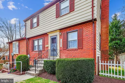 Exterior - 10002 Brunett Ave, Silver Spring, MD 20901 photo 5 of 19