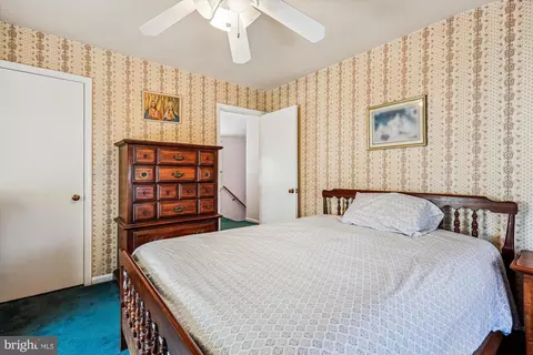 Bedroom - 10002 Brunett Ave, Silver Spring, MD 20901 photo 6 of 8