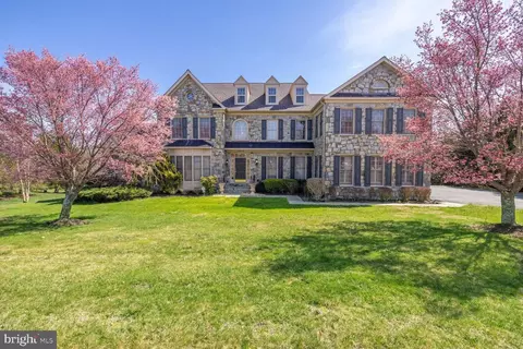 14913 Finegan Farm Dr, Germantown, MD 20874
