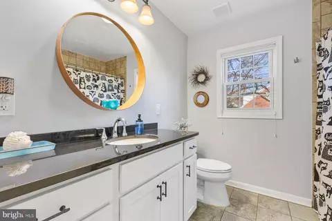 Bath - 10216 Lorain Ave, Silver Spring, MD 20901 photo 4 of 4