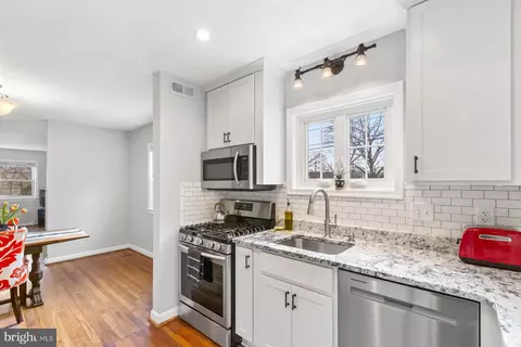 Kitchen - 10216 Lorain Ave, Silver Spring, MD 20901 photo 4 of 5