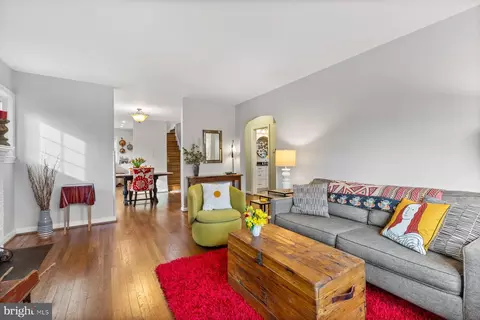 Living - 10216 Lorain Ave, Silver Spring, MD 20901 photo 3 of 4