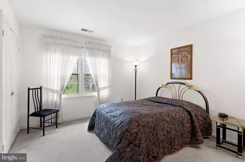 Bedroom - 10109 Meyer Point Ter, Potomac, MD 20854 photo 3 of 3