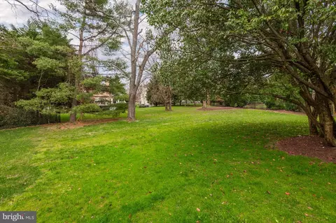 View/Area - 10109 Meyer Point Ter, Potomac, MD 20854 photo 1 of 1