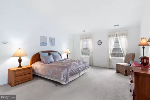 Bedroom - 10109 Meyer Point Ter, Potomac, MD 20854 photo 1 of 3
