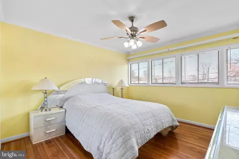 Bedroom - 9208 Colesville Rd, Silver Spring, MD 20910 photo 1 of 1