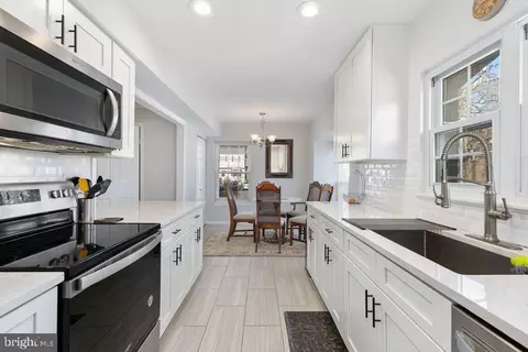 22 Tynewick Ct #22-36, Silver Spring, MD 20906 photo 17