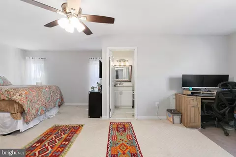 22 Tynewick Ct #22-36, Silver Spring, MD 20906 photo 27