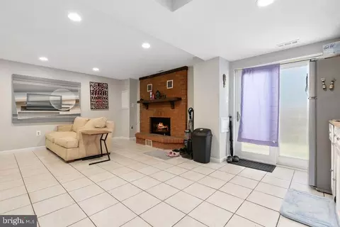 22 Tynewick Ct #22-36, Silver Spring, MD 20906 photo 37