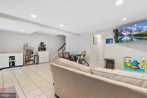 22 Tynewick Ct #22-36, Silver Spring, MD 20906 photo 38