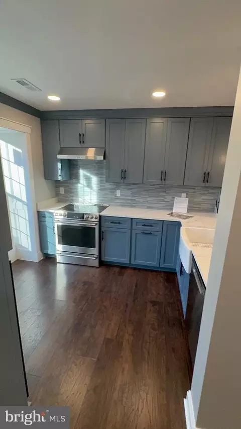 13203 Copland Ct, Silver Spring, MD 20904 photo 2