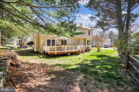 Exterior - 13501 Winding Trail Ct, Silver Spring, MD 20906 photo 6 of 9