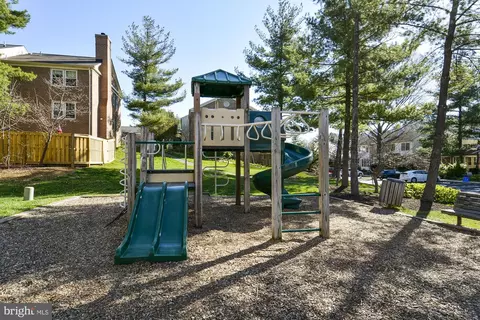 Exterior - 13501 Winding Trail Ct, Silver Spring, MD 20906 photo 8 of 9