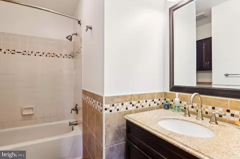 Bath - 13501 Winding Trail Ct, Silver Spring, MD 20906 photo 5 of 5