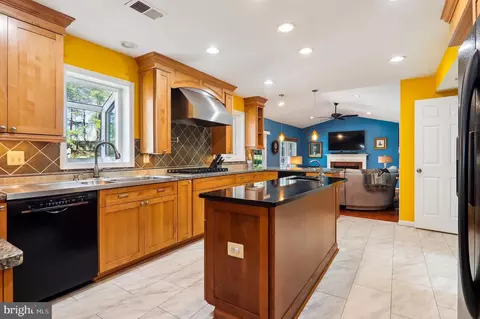 Kitchen - 13501 Winding Trail Ct, Silver Spring, MD 20906 photo 1 of 3
