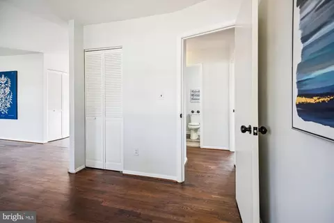 Entry Way - 4408 Emden St, Silver Spring, MD 20906 photo 4 of 8