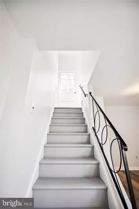 Entry Way - 4408 Emden St, Silver Spring, MD 20906 photo 8 of 8