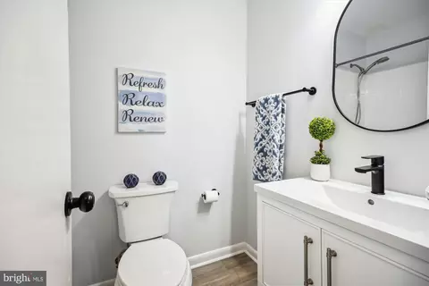 Bath - 4408 Emden St, Silver Spring, MD 20906 photo 1 of 3
