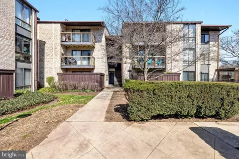 10002 Stedwick Rd #104, Gaithersburg, MD 20886
