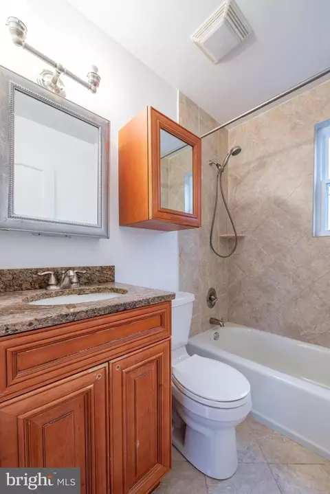 Bath - 11528 Soward Dr, Silver Spring, MD 20902 photo 1 of 2