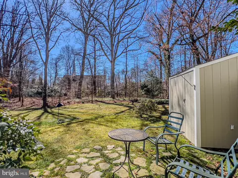 1115 Sandy Hollow Ct, Silver Spring, MD 20905 photo 22