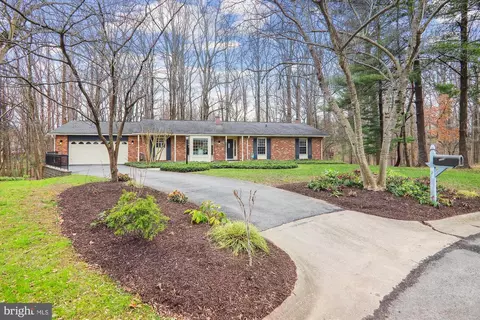 11700 Auth Ln, Silver Spring, MD 20902 photo 4