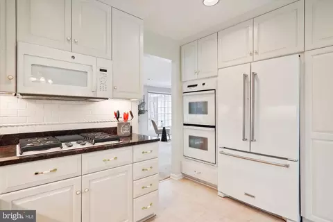 11700 Auth Ln, Silver Spring, MD 20902 photo 23