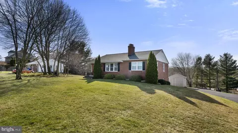 25508 Woodfield Rd, Damascus, MD 20872